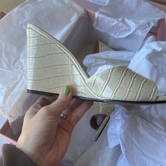 Lisa Vicky Adore Ecru Cream Faux Crocodile Snake Platform Wedges 11 - Picture 5 of 6
